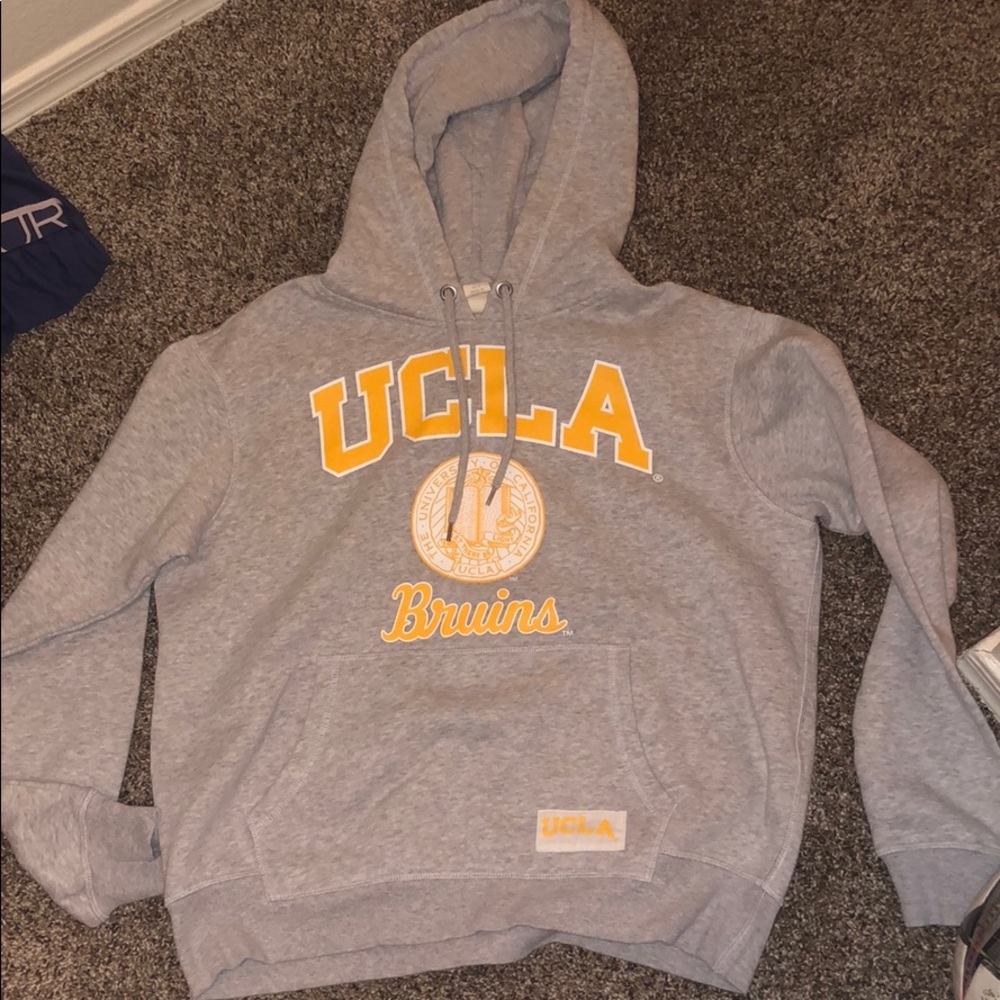 UCLA Bruins sweatshirt